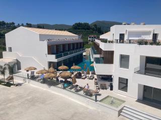 Ionis Art Luxury Suites