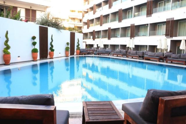 Castellum Suites