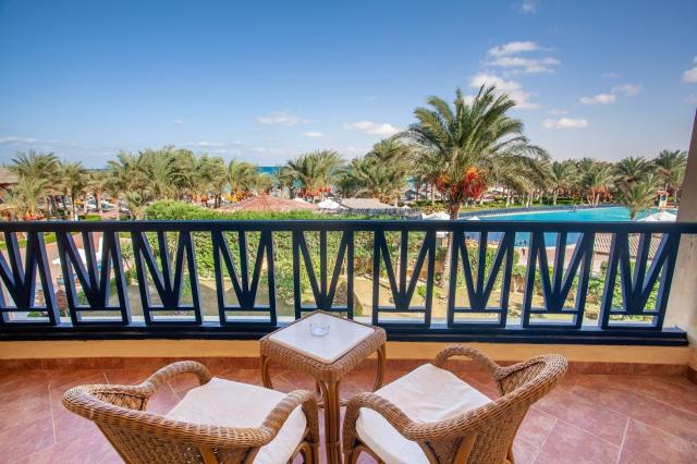 Hotel Carols Beau Rivage