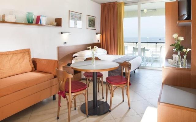 Hotel Ascot