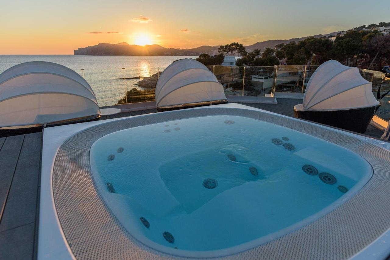 Fergus Style Cala Blanca Suites