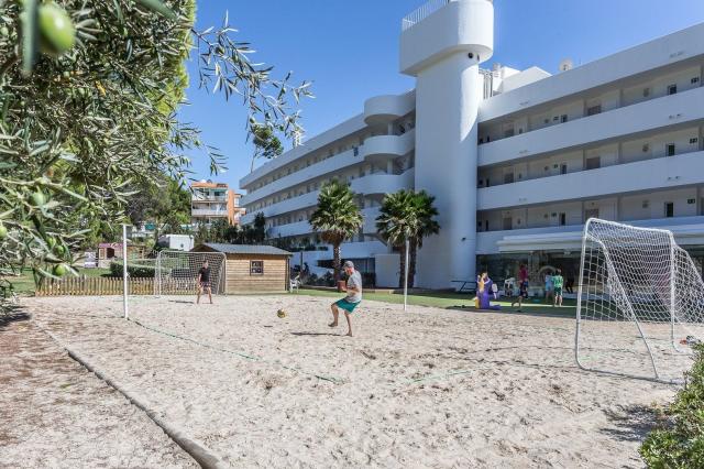 Fergus Style Cala Blanca Suites