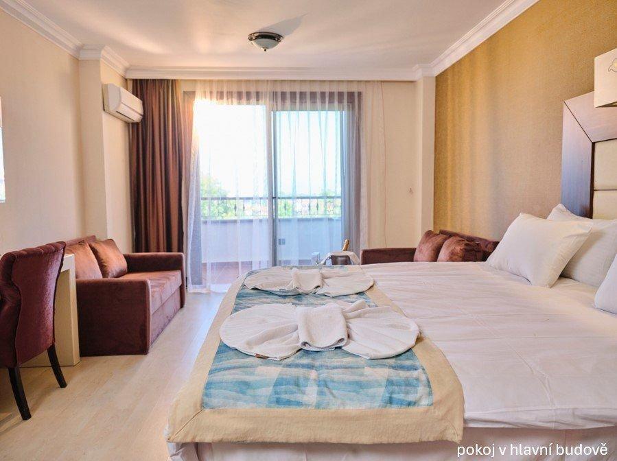 Hotel Noxinn Club