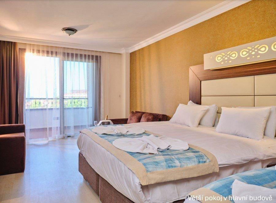 Hotel Noxinn Club