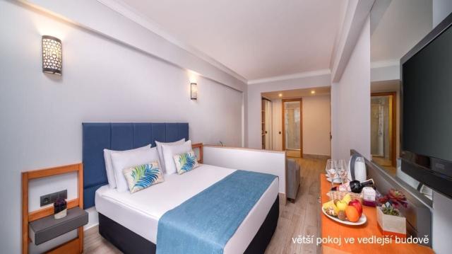 Hotel Gravel Select