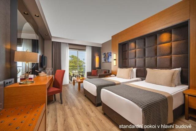 Hotel Gravel Select
