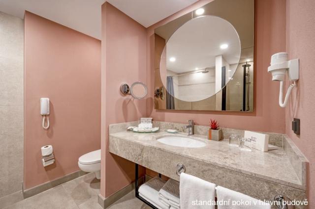 Hotel Gravel Select