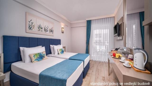 Hotel Gravel Select
