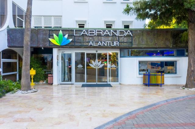 Hotel Labranda Alantur Resort