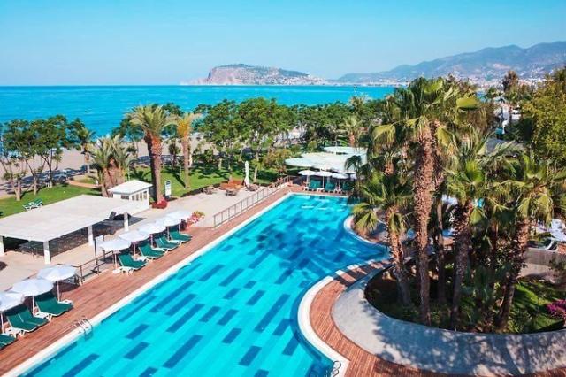 Hotel Labranda Alantur Resort