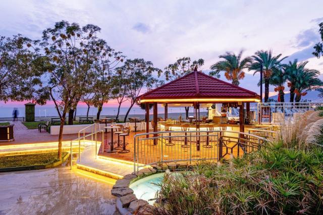 Hotel Labranda Alantur Resort