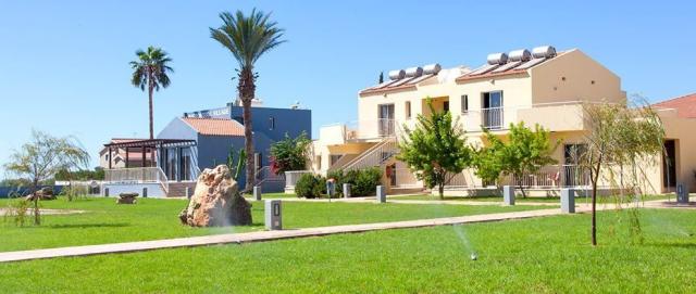 Hotel Makronisos Holiday Village