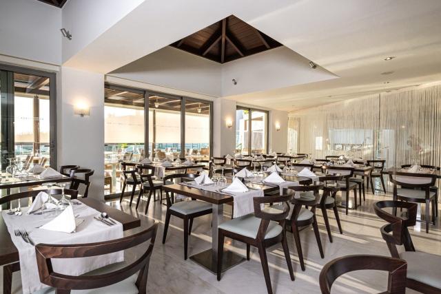 Hotel Minos Mare Royal