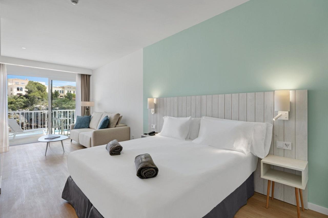 Hotel Barcelo Ponent Beach (ex Aguamarina)