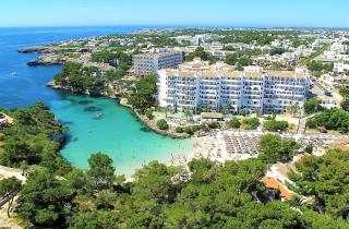 Barcelo Ponent Beach