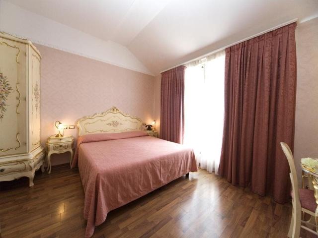 Hotel President