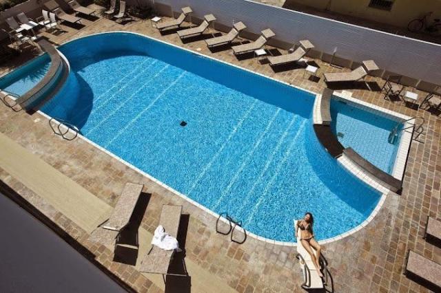 Hotel Ferretti Beach