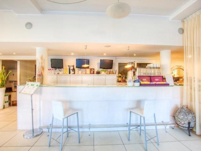 Hotel Ferretti Beach