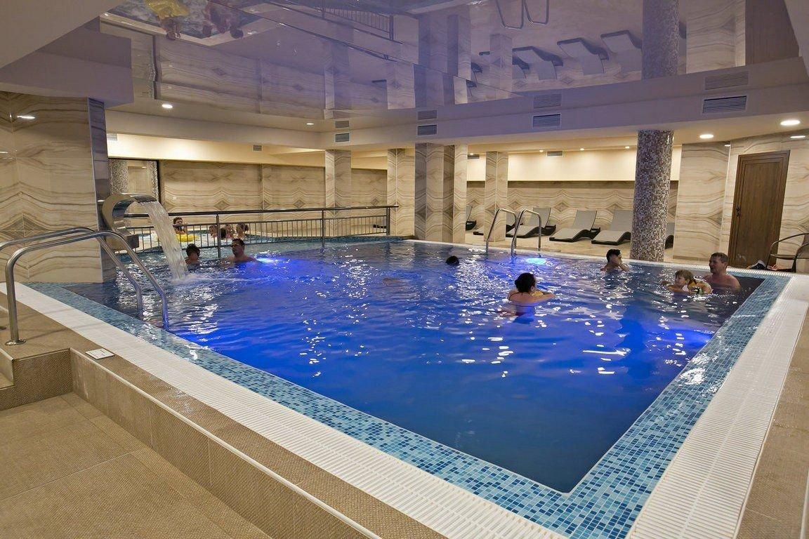Royal Grand hotel & Spa