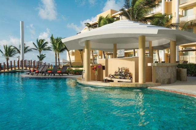 Hotel Dreams Jade Resort and Spa