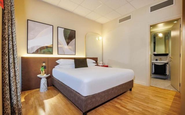 Hotel Charlie