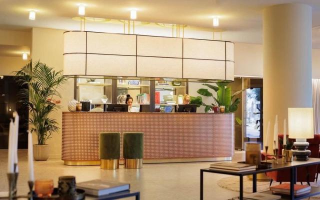 Hotel Charlie