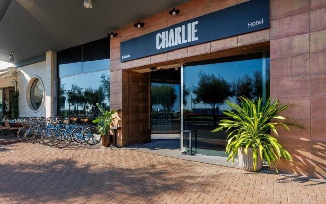 Hotel Charlie