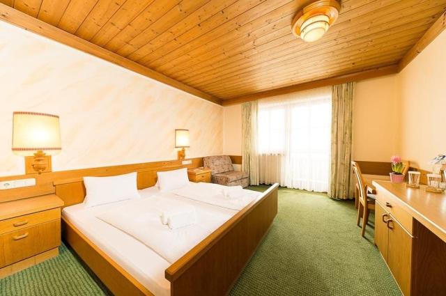 Hotel Almerwirt 