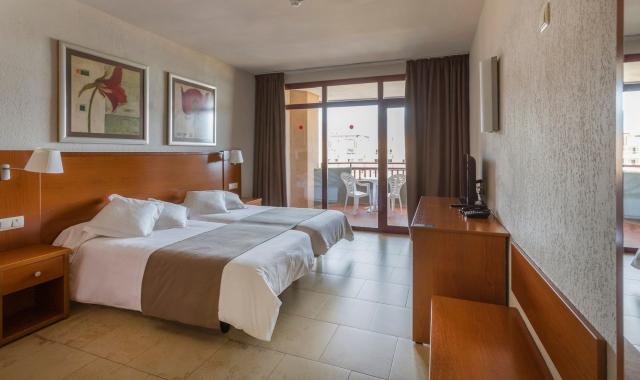 Hotel Fergus Las Palmeras