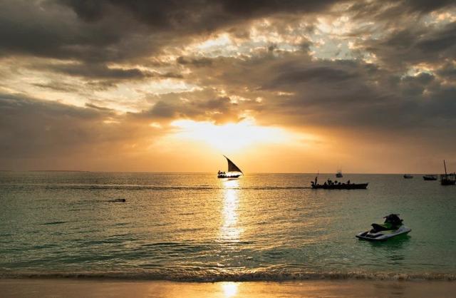 Gold Zanzibar Beach House & Spa