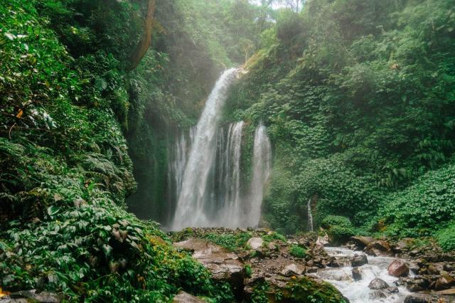 Silvestrovská plavba ze Singapuru na Bali a zpět