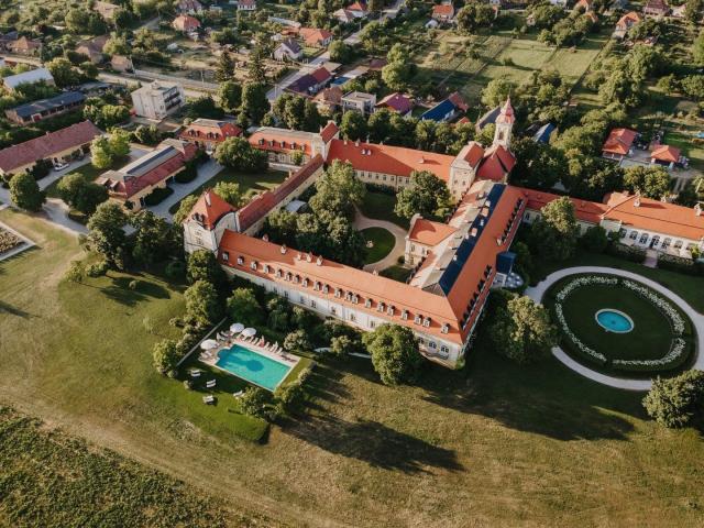 Chateau Bela