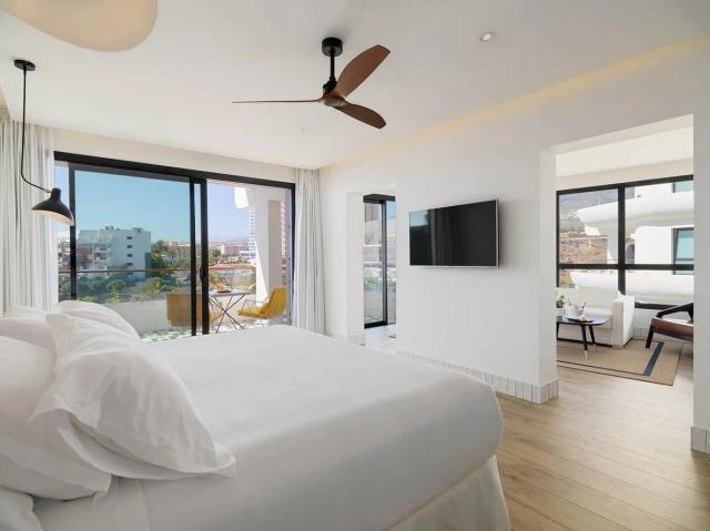 Hotel H10 Atlantic Sunset Horizons Collection