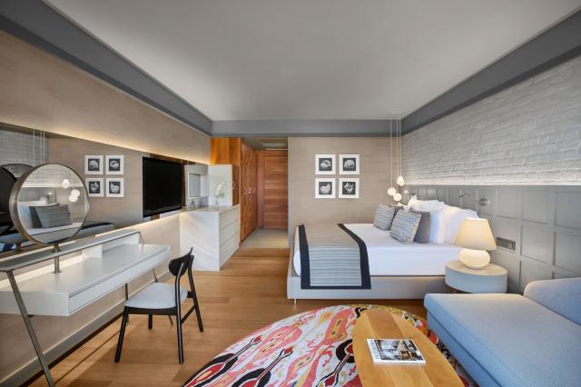 Hotel Acanthus Cennet Barut Collection