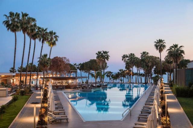 Hotel Acanthus Cennet Barut Collection