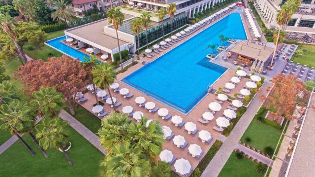 Hotel Acanthus Cennet Barut Collection