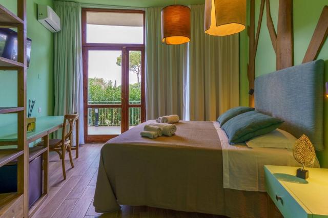 CSA Holiday House