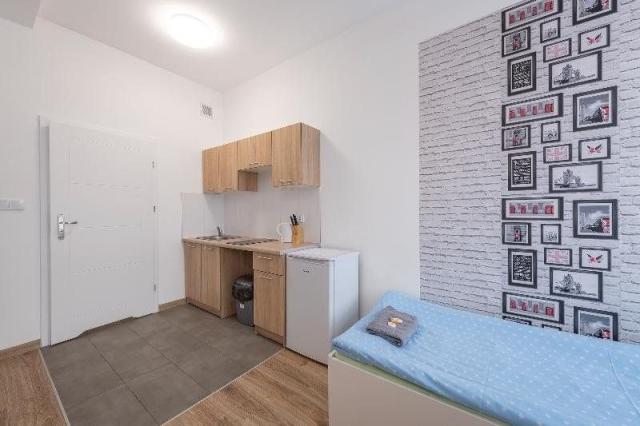 Queen Apartments