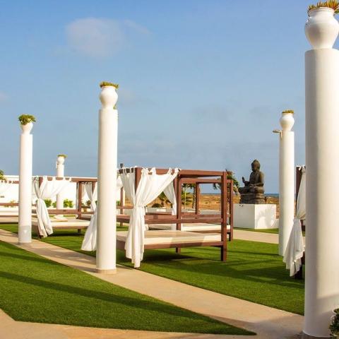 LIVVO Budha Beach Hotel