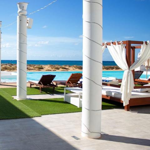 LIVVO Budha Beach Hotel