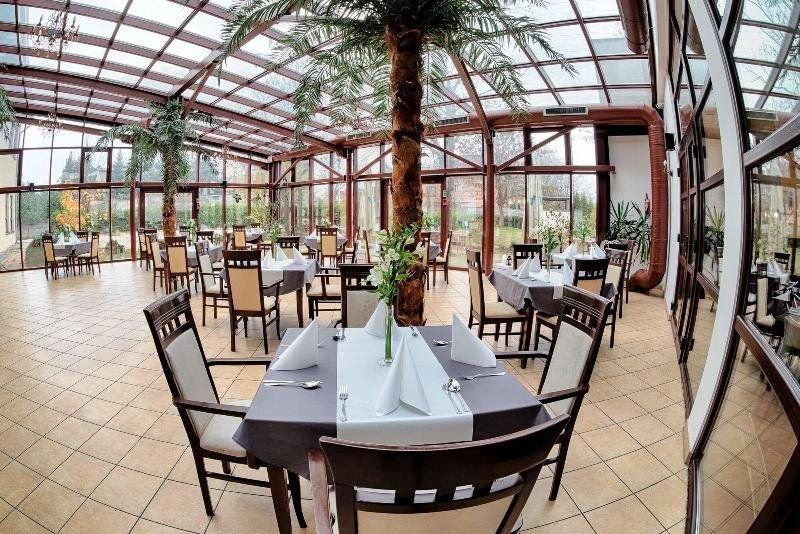 Grand Royal Hotel
