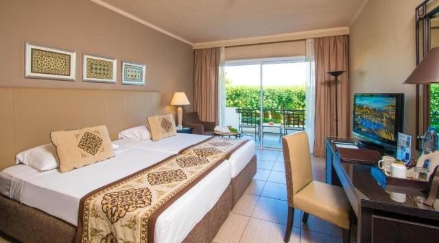 Jaz Fanara Resort & Residence