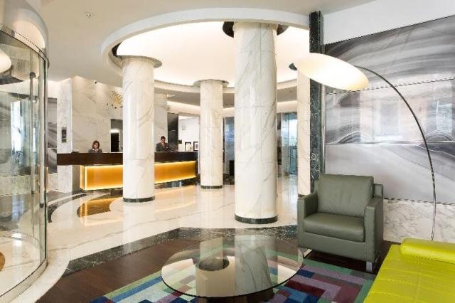 Hotel Universo
