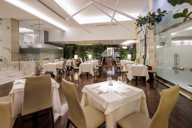 Hotel Universo