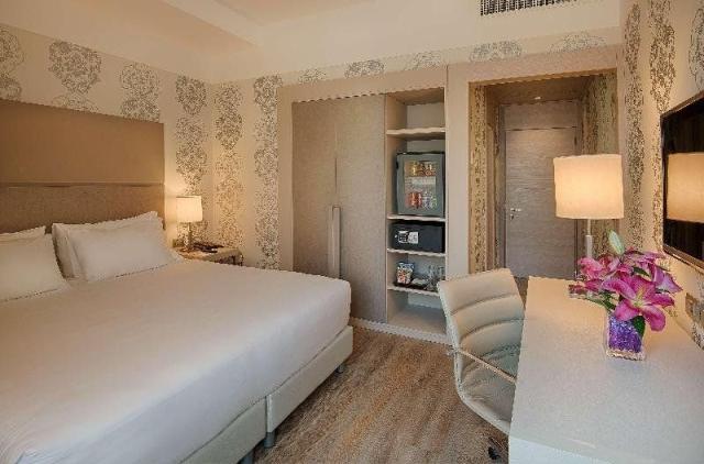Hotel NH Firenze