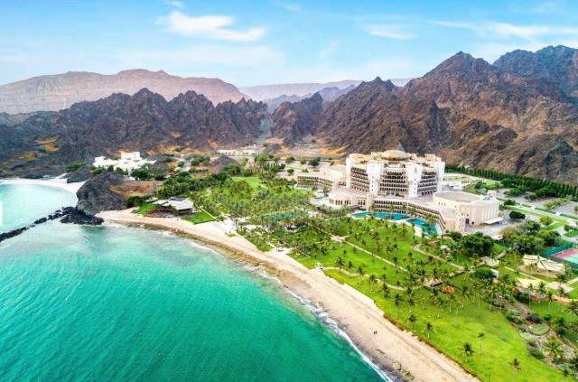 Al Bustan Palace