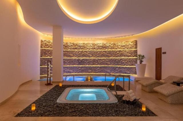 Hotel Le Blanc Spa Resort