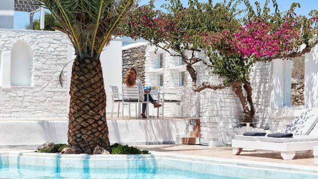 Hotel Mr and Mrs White Paros Hotel