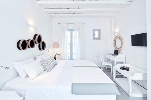 Hotel Mr and Mrs White Paros Hotel