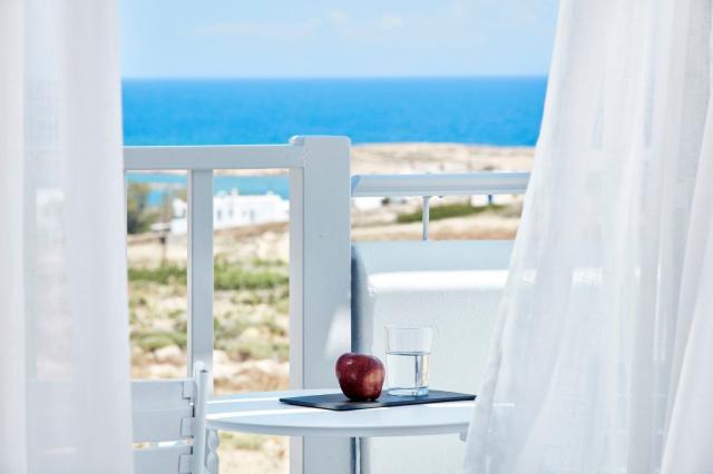Hotel Mr and Mrs White Paros Hotel